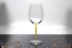 Rotwein Newpastell gelb