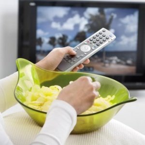 Salatschale Leaf transparent oliv