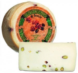 Schafskäse mit Pistazien