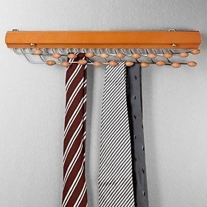 Schlips- und Krawattenhalter aus Buchen-