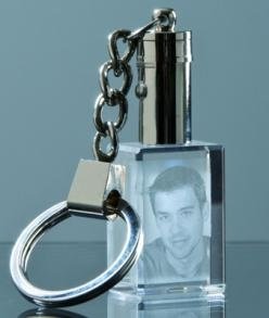 Schlüsselanhänger 3x3x1,5cm inkl. 2D Las