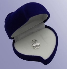 Schmuckanhänger Kleeblatt