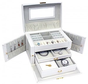 Schmuckkästchen mit Ablagemöglichkeiten 