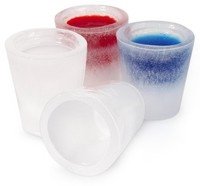 Schnapsgläser aus Eis