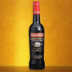 schwarzer Sambuca Luxardo Passione Nera