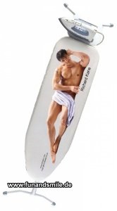 Sexy Bügelbrettbezug mit knackigem Boy