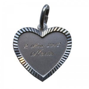 Silbernes Herz mit Ihrer Gravur