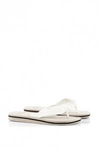 Slip Slop in Trendfarbe