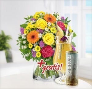 Sommerpracht mit Cocktail