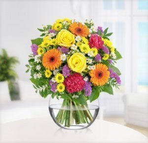 Sommerpracht mit Kugelvase