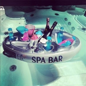 Spa- und Whirl Pool-Bar (AufblasBar)