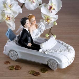 Spardose Hochzeitsauto mit Brautpaar