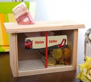 Spardose für Eheleute *Ferrari vs. Damen