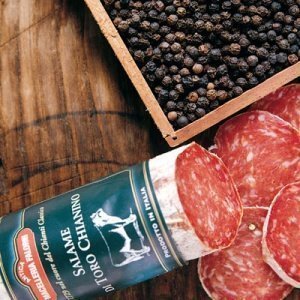 Stiersalami vom Chianina-Rind geschnitte