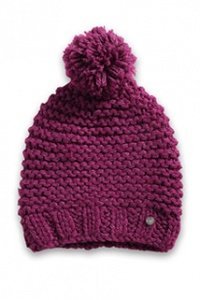 Strickmütze mit Pompom