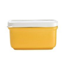 Thorsten van Elten - "Is that plastic?" 