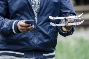 TobyRich Moskito: Smartphone Flugzeug