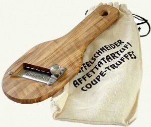 Trüffelhobel aus Olivenholz für das Hobe