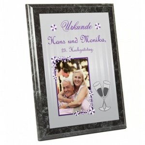 Urkunde - Urkunde (auf marmorfarbenem Ho