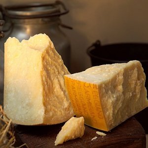 Vacche Rosse Parmigiano Reggiano D.O.P. 