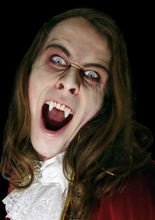 Vampirzähne Classic