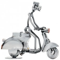 Vespa Roller Schraubenmännchen