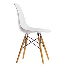Eames Plastic Side Chair DSW