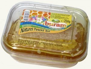 Wabenstück im Blütenhonig (Petekli Bal),