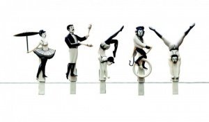 Wäscheklammern Pegzini Artistenfamilie