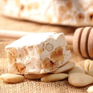 Weiche Torroncini mit Mandeln Torrone Sp