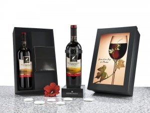 Weinthermometer *mit Wein*