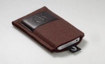 Wolfsrudel iPhone Hülle Dunkelbraun