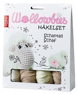 Wollowbies Häkelset Schantall Schaf: Anleitung, Steckbrief und Material für ein niedliches Schaf