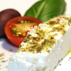 Ziegenweichkäse mit Kräutern Ziegenfeta 