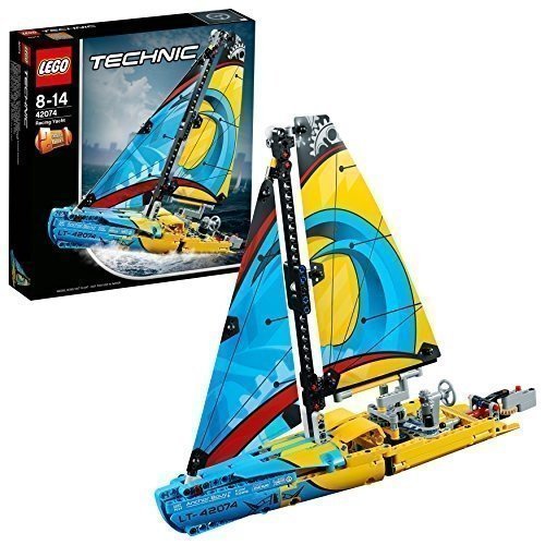 LEGO Technic Rennyacht