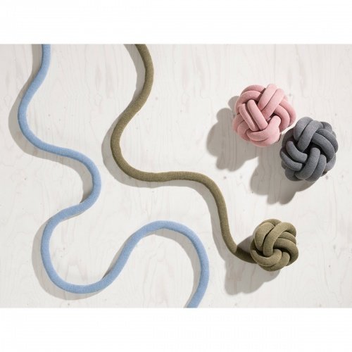 Design House Stockholm Knot Kissen, dunkelgrau