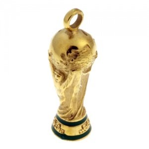 FIFA WM  Weltpokal Trophy Deutschland Kette mit Kautschuckband  Edelstahl PVD vergoldet