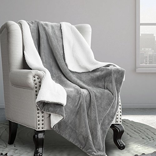 Flauschige Decke Grau 150x200cm Kuscheldecke mit super weiche Lammfell, Zweiseitige flauschige Sofad