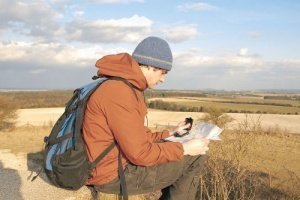 GWHOLE Militär Marschkompass mit Tasche für Camping, Wanderung, deutsche Anleitung