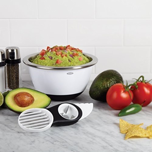 OXO Good Grips 3-in-1-Avocadoschneider, Weiss