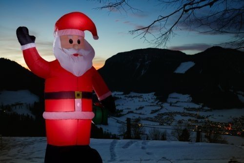 Weihnachtsmann figur aufblasbar beleuchtet 240 cm groß für innen außen von Gartenpirat®