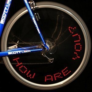 BIKE MESSENGER Programmierbare LED Text-Anzeige fürs Fahrrad