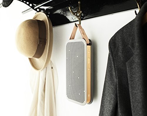 Bang&Olufsen BeoPlay A2 portabler Bluetooth Lautsprecher