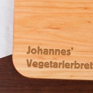 Cera & Toys Frühstücksbrettchen Set mit Messer - Gravur mit gewünschten Namen - Motiv: Vegetarier