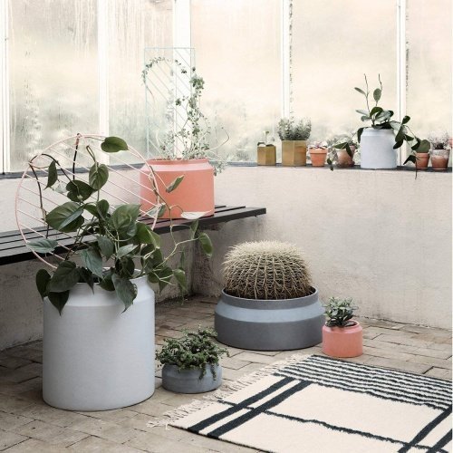 Ferm Living Blumentopf Pot Dunkelgrau - Beton