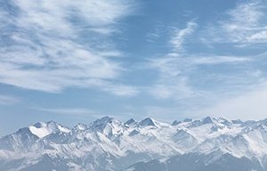 Mountains: Beyond the Clouds