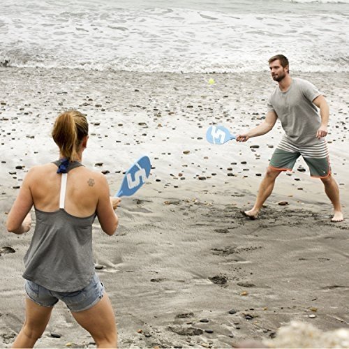 Speedminton Beach Paddle Set Speedminton Robustes Holz Beach Paddle 2 Spieler Set - Incl. 2 Bällen 