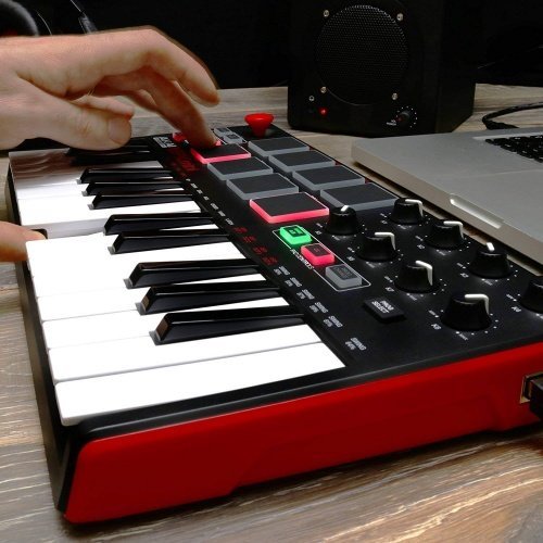 AKAI Professional MPK Mini MKII