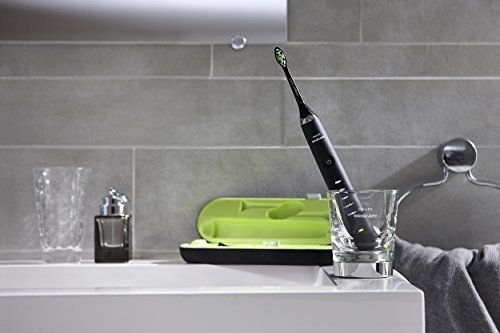 Philips Sonicare DiamondClean Elektrische Zahnbürste mit Schalltechnologie HX9352/04, mit Ladeglas 