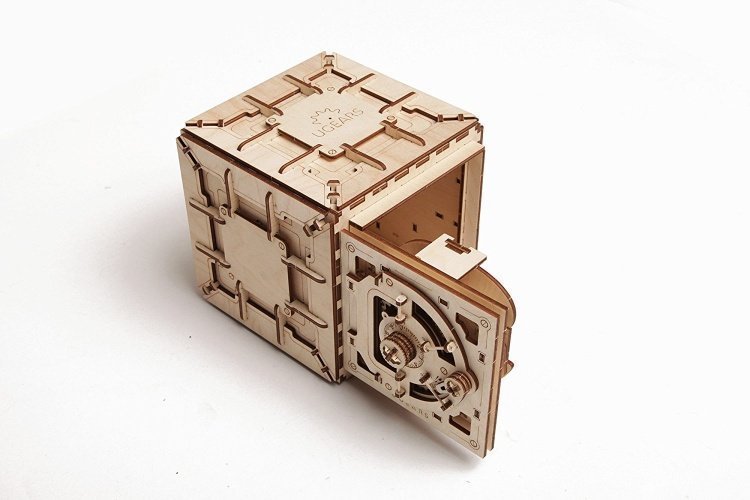 Ugears  Safe Tresor, 3D-Holzbausatz ohne Klebstoff